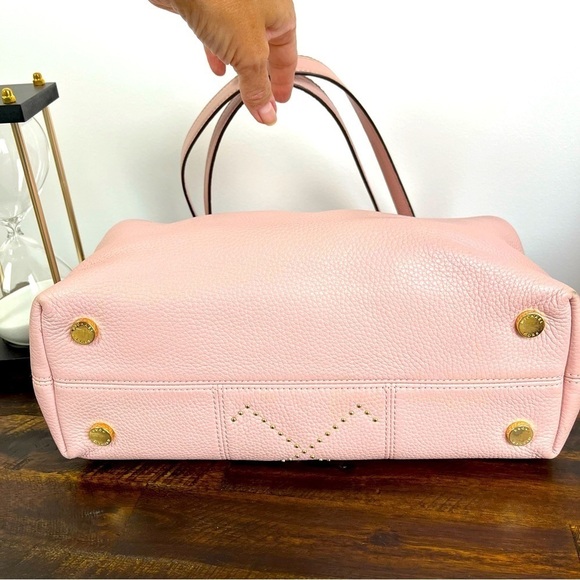 Michael Kors Pink Leighton Studded Shoulder Bag. Pebbled Leather - Picture 5 of 11